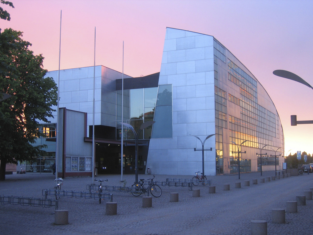 Музей современного искусства Kiasma Хельсинки